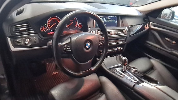 BMW 520 17 of 23