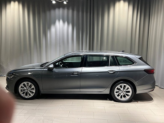 Skoda Superb 3 of 5