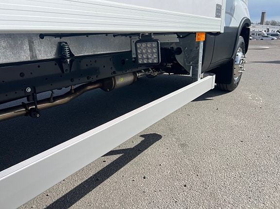 Iveco Daily 72C18 A8 Skåpbil Öppningsbarsida Fullutrustad 30 of 30