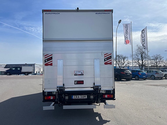 Iveco Daily 72C18 A8 Skåpbil Öppningsbarsida Fullutrustad 26 of 30