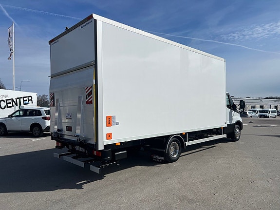 Iveco Daily 72C18 A8 Skåpbil Öppningsbarsida Fullutrustad 23 of 30
