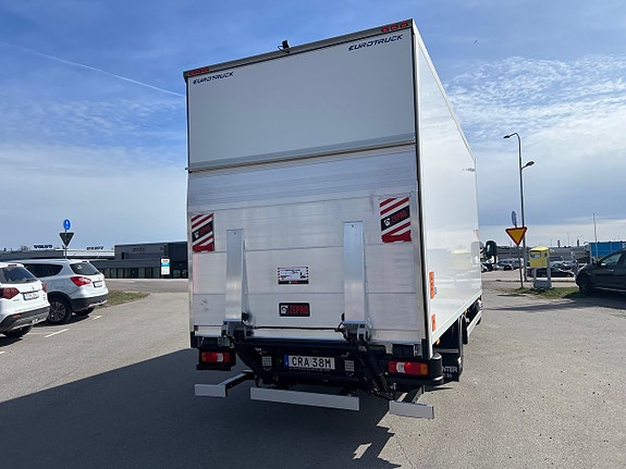 Iveco Daily 72C18 A8 Skåpbil Öppningsbarsida Fullutrustad 25 of 30