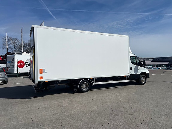 Iveco Daily 72C18 A8 Skåpbil Öppningsbarsida Fullutrustad 21 of 30
