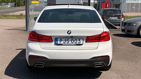 BMW 520 5 of 5