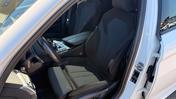 BMW 520 11 of 30