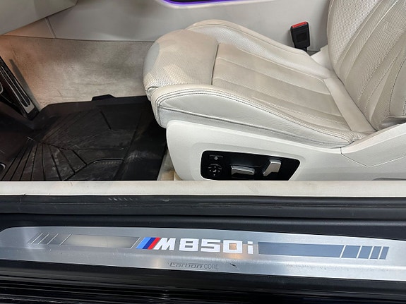 BMW M850i 14 of 29