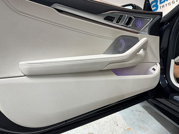 BMW M850i 13 of 29