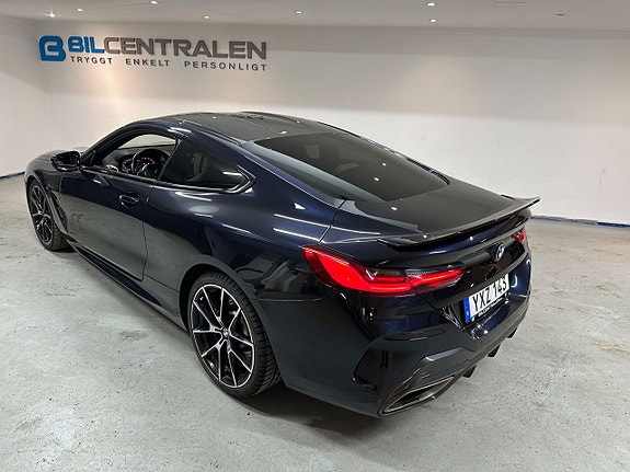 BMW M850i 6 of 29