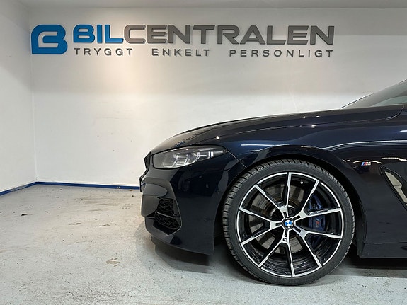 BMW M850i 26 of 29