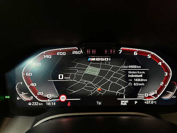 BMW M850i 21 of 29