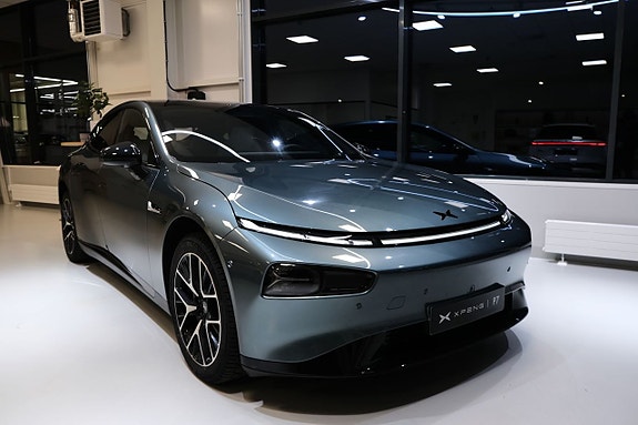 XPeng P7