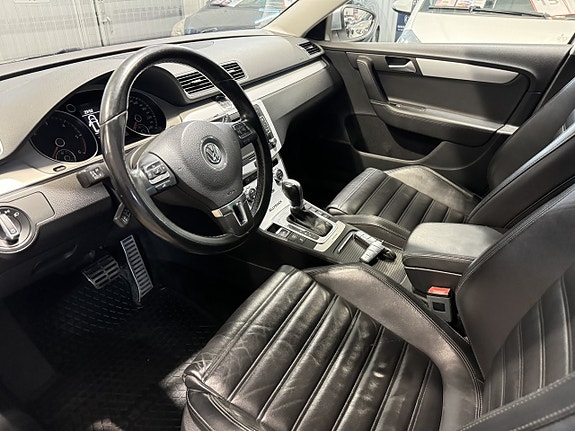 Volkswagen Passat Alltrack 8 of 14