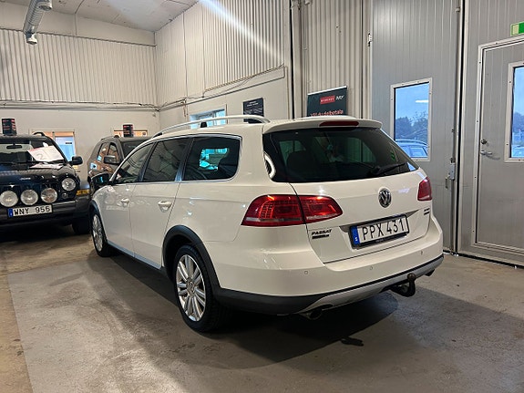 Volkswagen Passat Alltrack 5 of 5