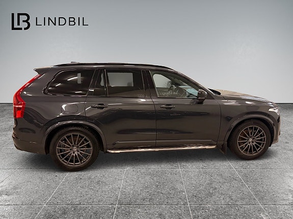 Volvo XC90 4 of 15