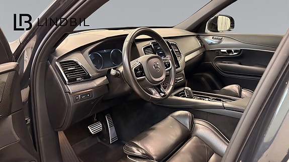 Volvo XC90 6 of 15