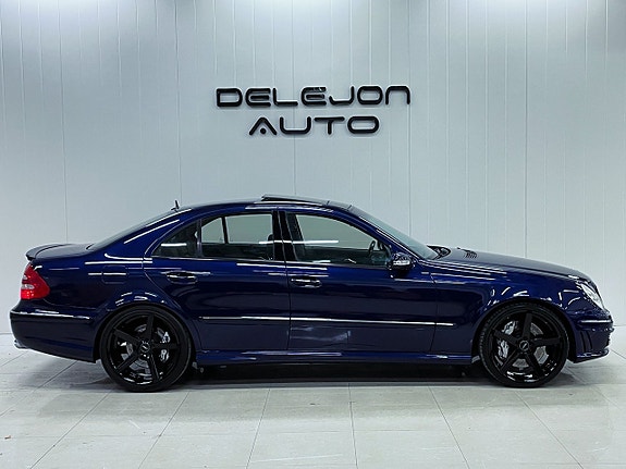 Mercedes-Benz E55 5 of 5