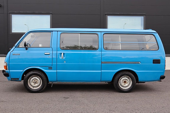 Toyota HiAce 5 of 5