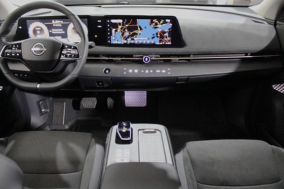 Nissan Ariya 13 of 25