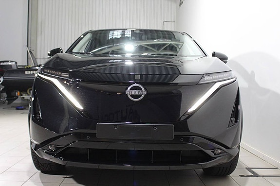 Nissan Ariya 4 of 25