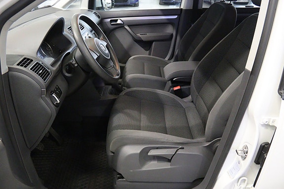Volkswagen Touran 6 of 14