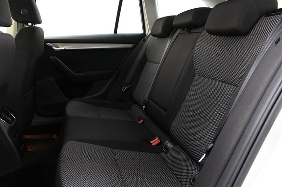 Skoda Octavia 15 of 22