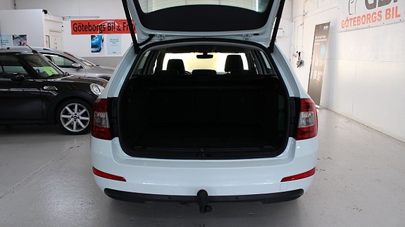Skoda Octavia 17 of 22