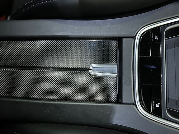 Porsche Panamera Turbo 16 of 22