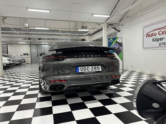Porsche Panamera Turbo 7 of 22