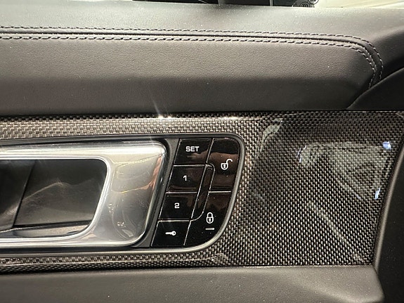 Porsche Panamera Turbo 22 of 22