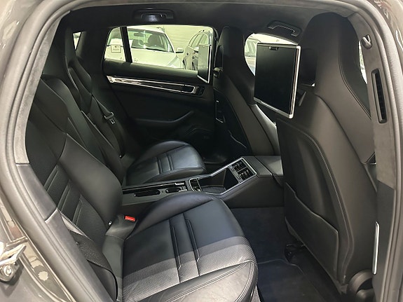 Porsche Panamera Turbo 14 of 22