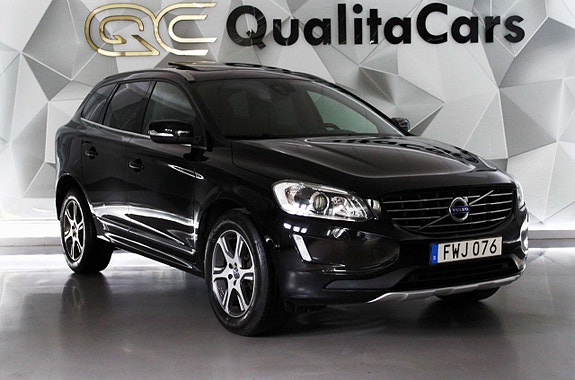 Volvo XC60 2 of 27