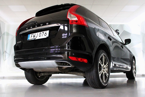 Volvo XC60 8 of 27