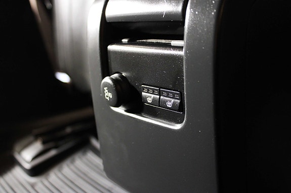 Volvo XC60 23 of 27