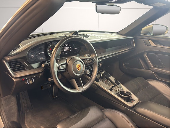 Porsche 911 9 of 28