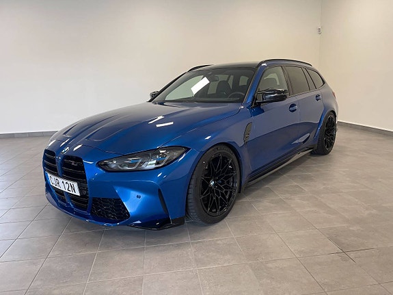 BMW M3 2 of 5