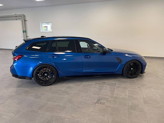 BMW M3 5 of 5