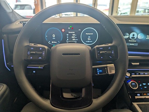 Hyundai Santa Fe 11 of 18