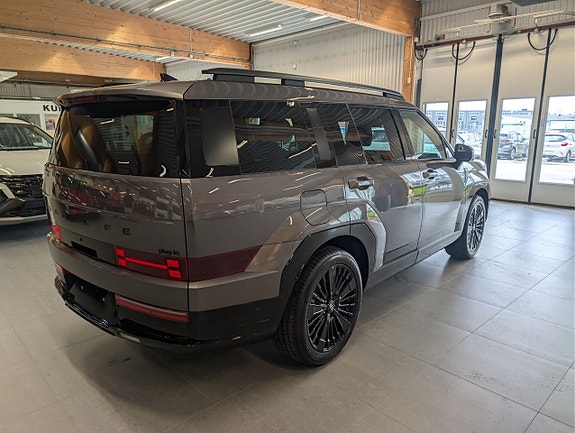 Hyundai Santa Fe 5 of 18