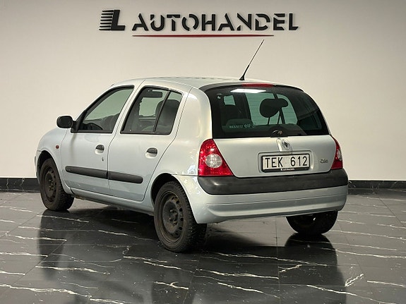 Renault Clio 4 of 15