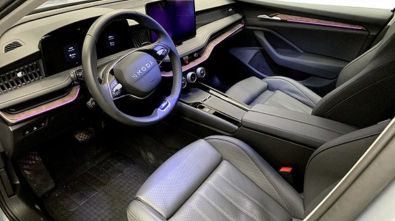Skoda Superb 3 of 3