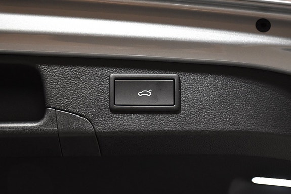 Volkswagen Passat 15 of 15