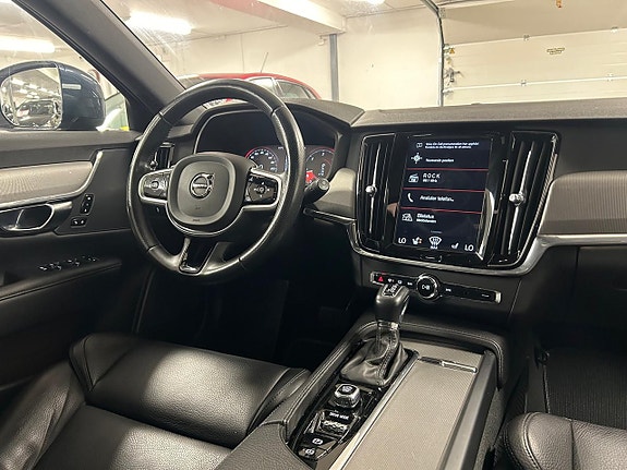 Volvo V90 Cross Country 18 of 26