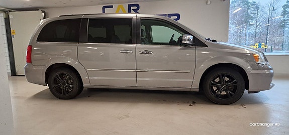 Lancia Voyager 3 of 5