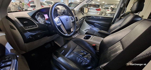 Lancia Voyager 10 of 11