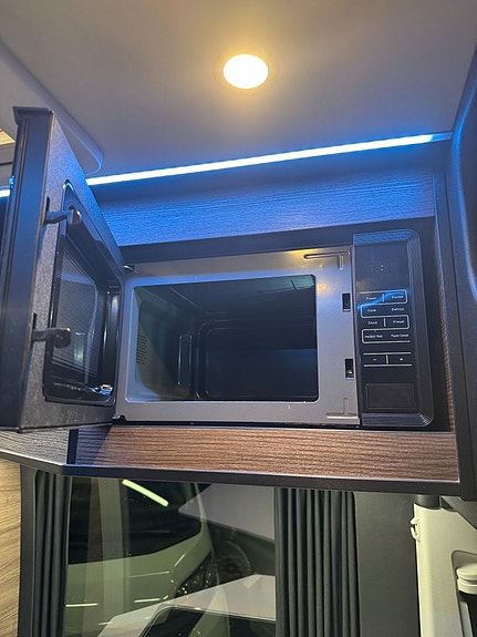 Volkswagen Crafter 9 of 27