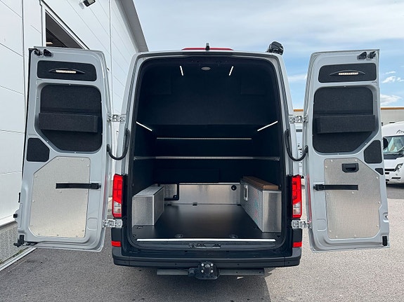 Volkswagen Crafter 21 of 27