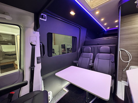 Volkswagen Crafter 4 of 27