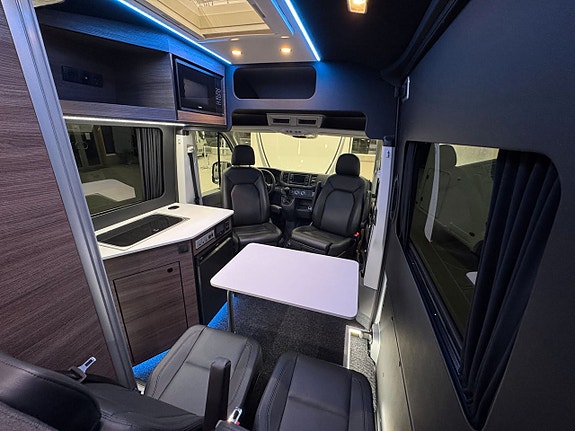 Volkswagen Crafter 16 of 27