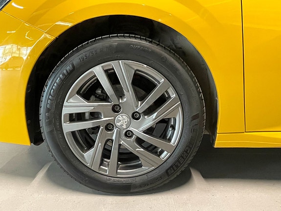 Peugeot 208 16 of 17