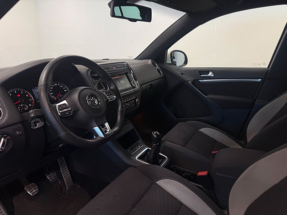 Volkswagen Tiguan - 9